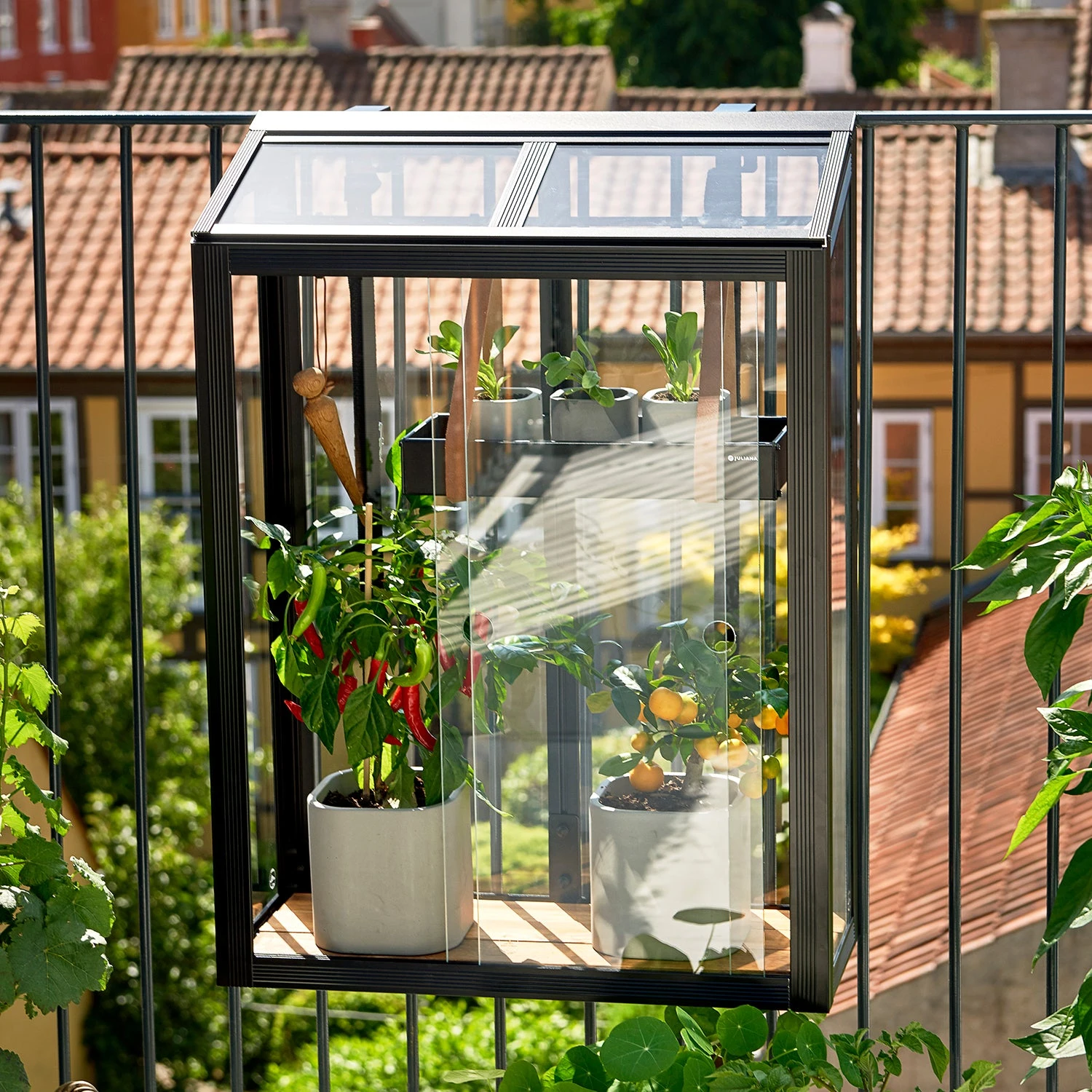 Juliana Balcony Greenhouse - Image 16